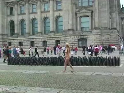 Naughty german girl anne naked in berlin