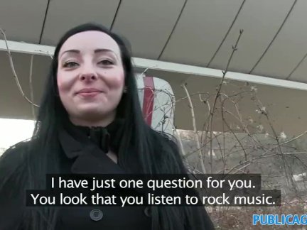 PublicAgent Rock chick gets fucked outside