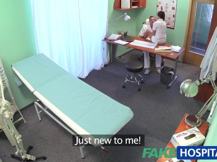 Красивая баба согласилась на порку в обе дырки сразу