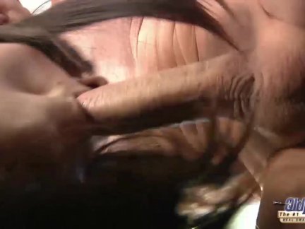 Easy thin chick jabs 2 old poles in her holes