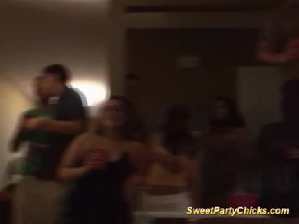 wild threesome at the college party