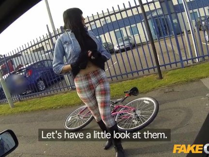 Fake Cop - Girls love a man in uniform
