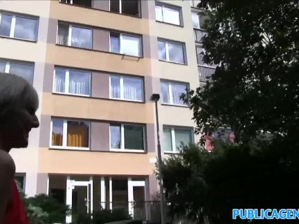 PublicAgent Blonde nice tits fucks a stranger