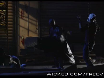 Wicked - Batman fucks Kleio Valentien as Harl