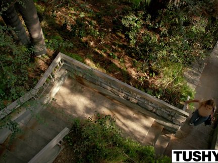 TUSHY First Anal For Rebellious Lyra Law