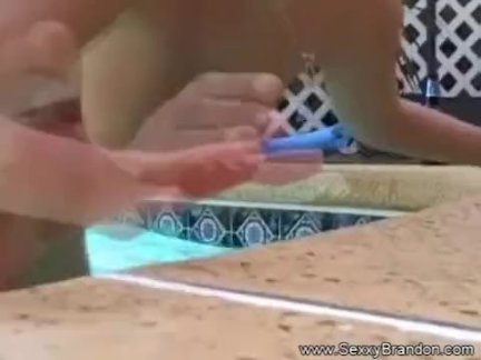 Ебёт мне в бассейн детка
