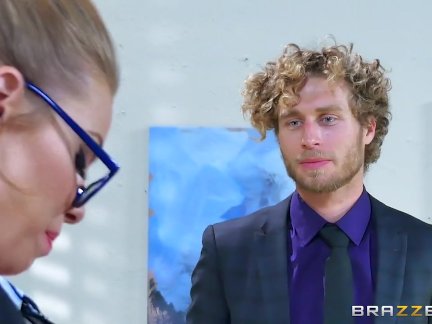 Britney Amber gets fucked at work - Brazzers