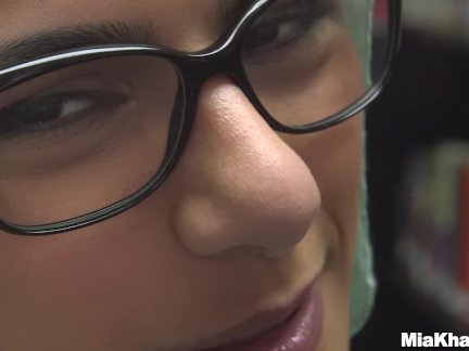 Here is My Body, I hope you like it - Mia Khalifa (mk13825)