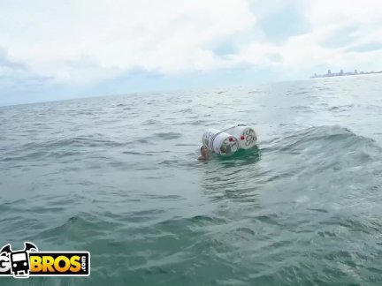 BANGBROS - JMac Rescues Cuban Refugee Vanessa Sky Off The Coast Of Miami