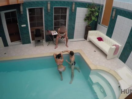 HUNT4K. Cuckold swims while handsome stranger has fun with his girl