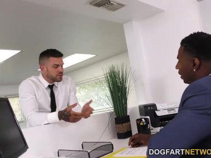 Black Immigration Officer Wants Valentina Nappi's Ass