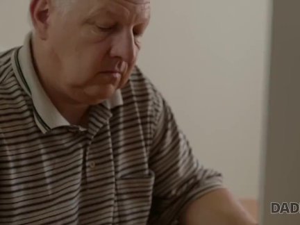 DADDY4K. Old gentleman easily seduces beautiful redhead to have fun