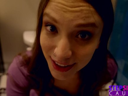 Step Siblings Caught- Getting Sucked By Stepsis While She Pees S8:E2