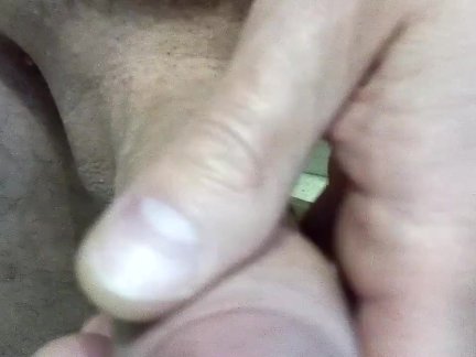 Мой большой пенис и онанизм