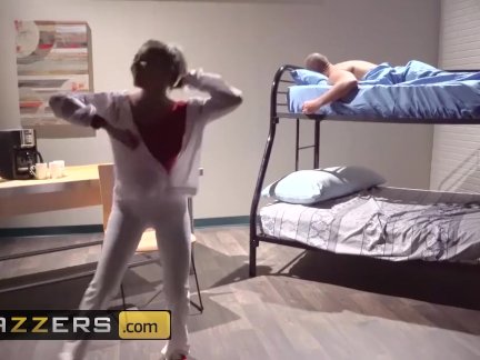Sexy Ashletes have threesome The Olympic Village - Brazzers