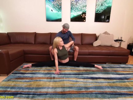 big cock flexi sex with Katie Kush