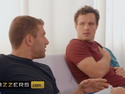 Inlked Thicc Step mom Sheridan Love fucks in the bath - Brazzers
