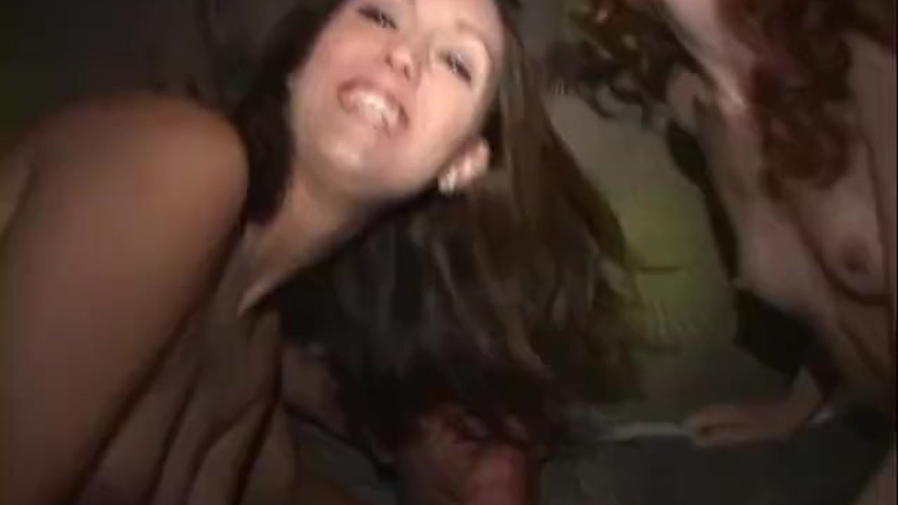 Wild college party - RedTube