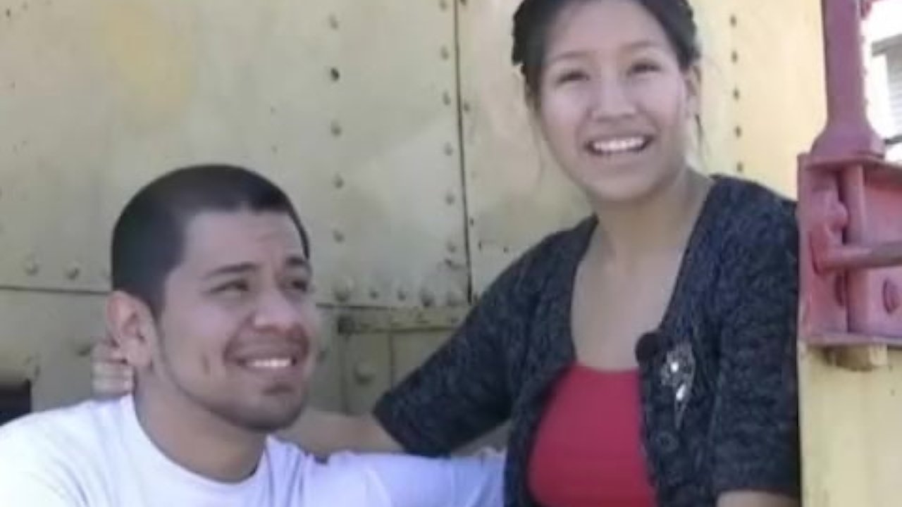 Horny amateur couple makes their first porno - RedTube