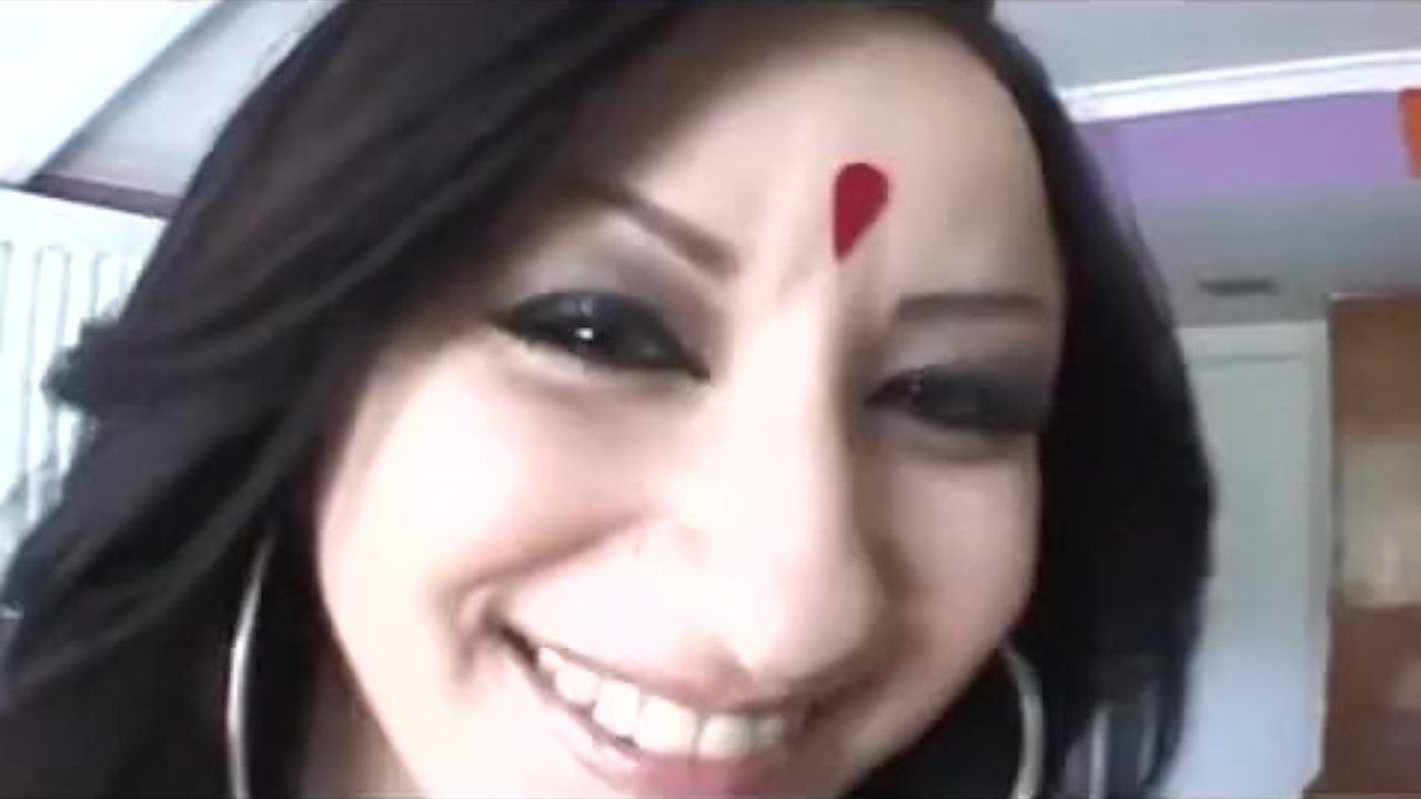 Curvy sexy Indian with big tits fucks hard cock - RedTube
