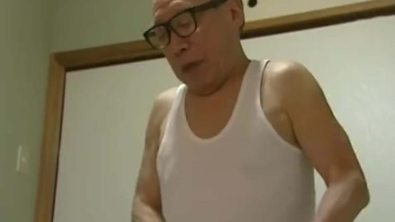 ◆ヘンリー塚本◆鬼畜医者の義父に麻酔で眠らされる美人妻！無抵抗まんこを好き放題もてあそび犯し尽くす凌辱昏睡レイプ映像…