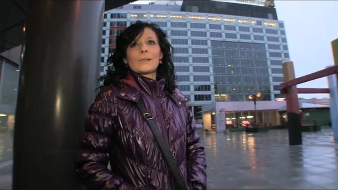 Lenka takes cash for sex - Free Sex Video - RedTube