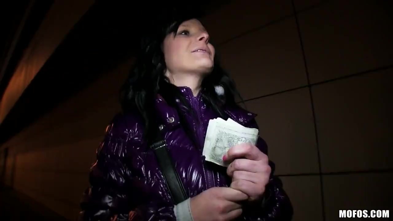 Czech girl is convinced to sex - RedTube