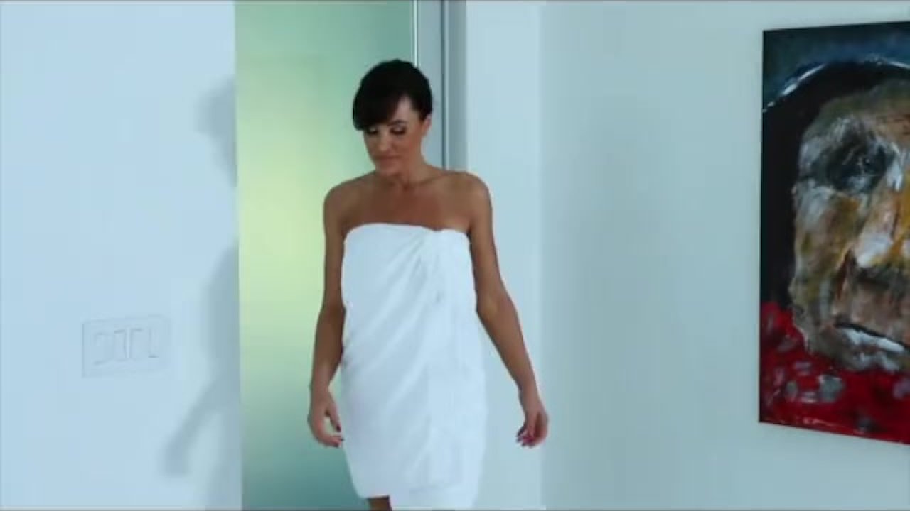 Lisa Ann massage sex - Free Sex Video - RedTube