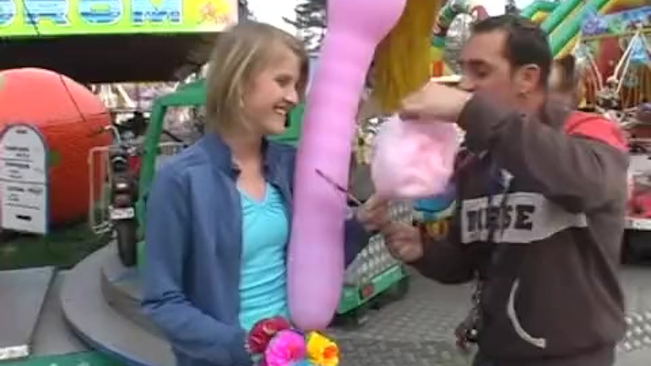 Chick rides tool in fun park - Free Sex Video - RedTube