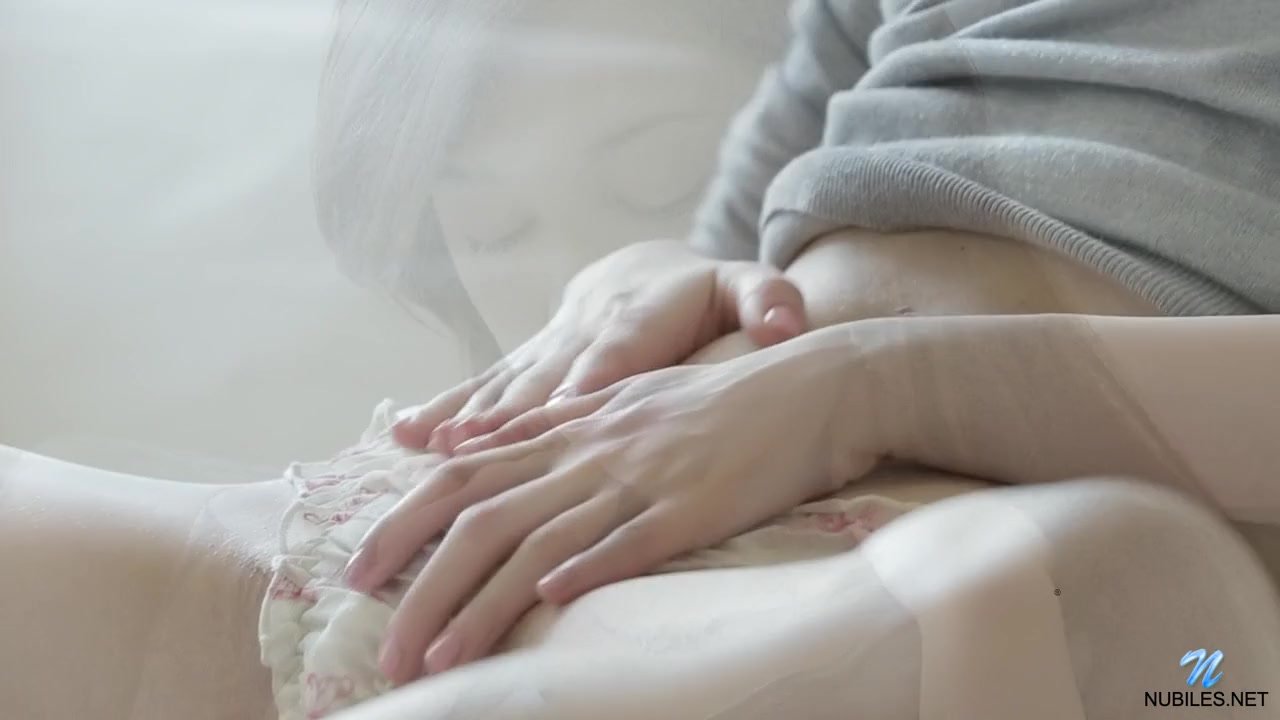Un bon doigtage fait jouir une chatte étroite - Vidéo de sexe gratuite - RedTube