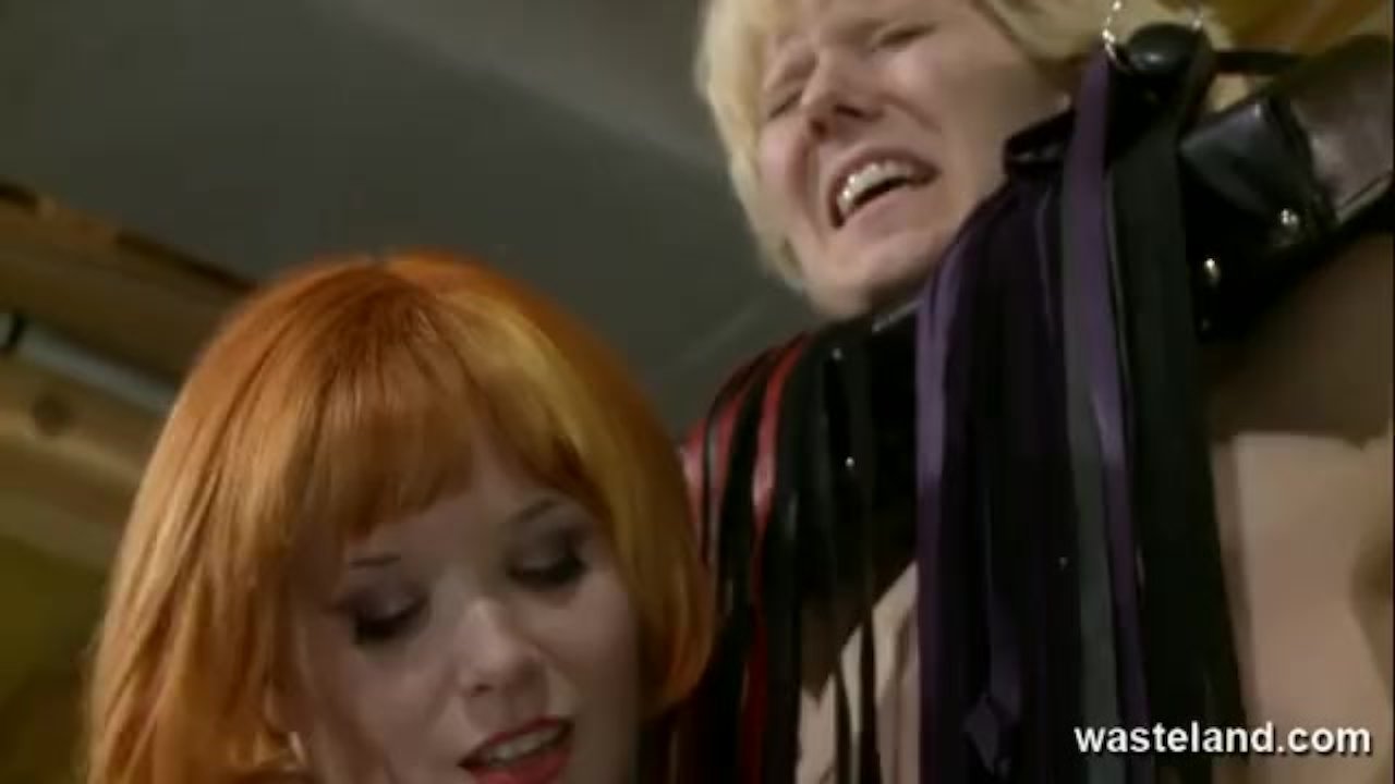 Ginger dominatrix plays with blondes pussy - RedTube