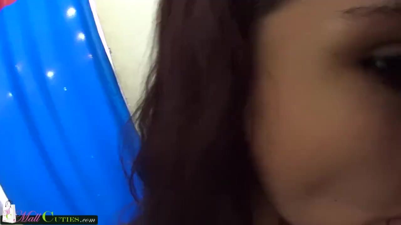 MallCuties - amateur girl loves anal sex - Free Sex Video - RedTube