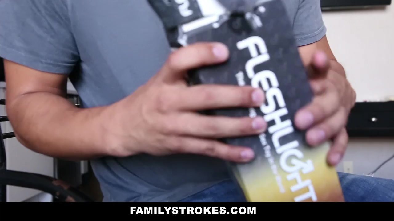Step-Sister Fucks Brother With A Fleshlight - RedTube