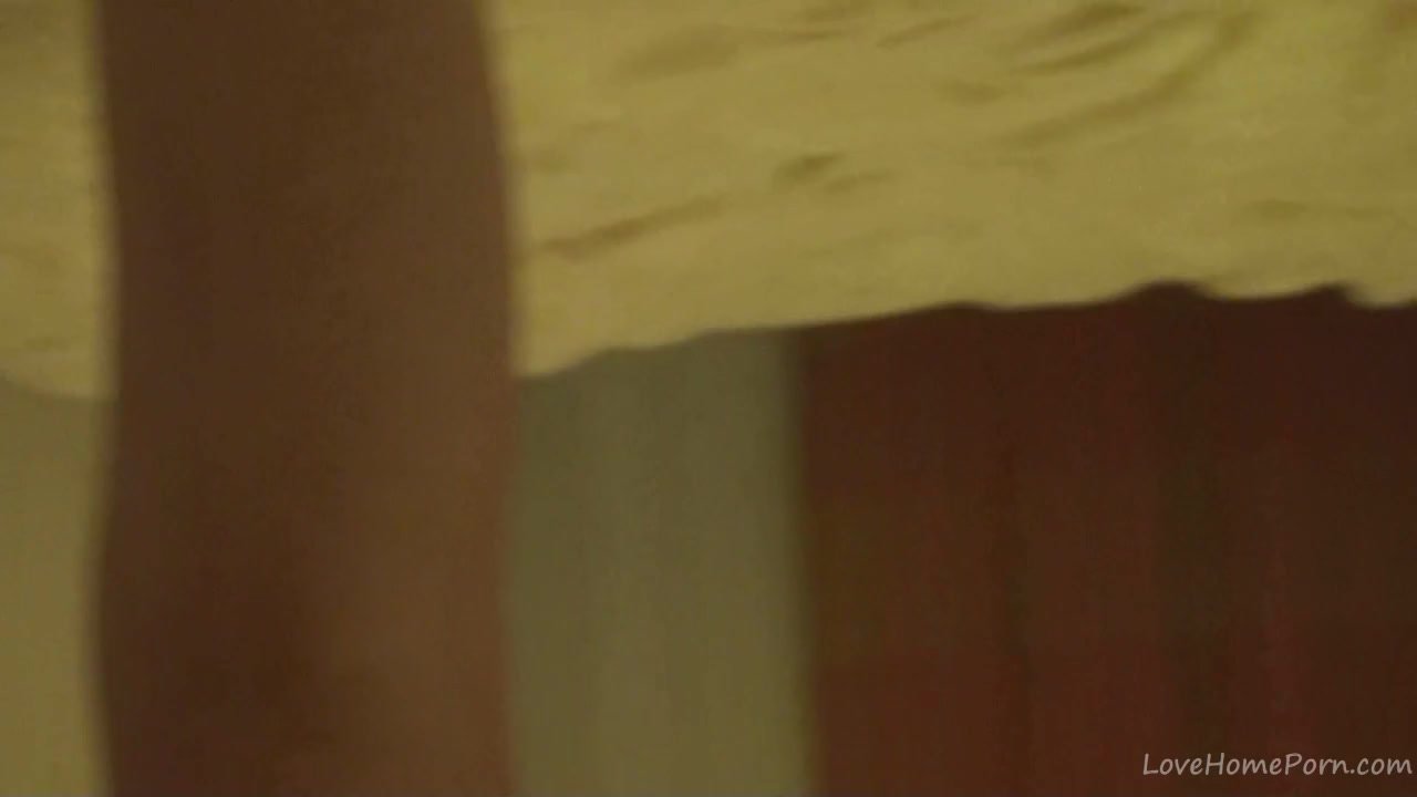 Tiny Lilu posing topless at home - RedTube