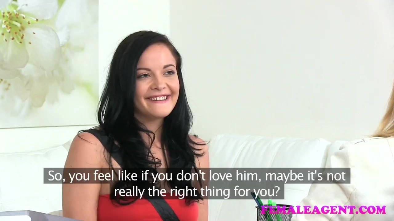 FemaleAgent Sexy minx tastes her first pussy - Free Sex Video - RedTube