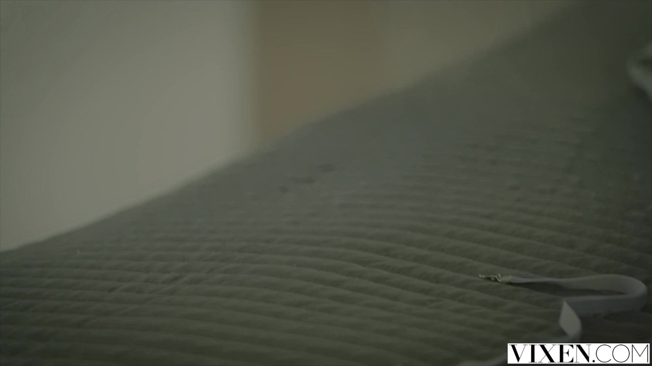 VIXEN Nina North Fucked By Sisters Boyfriend - RedTube
