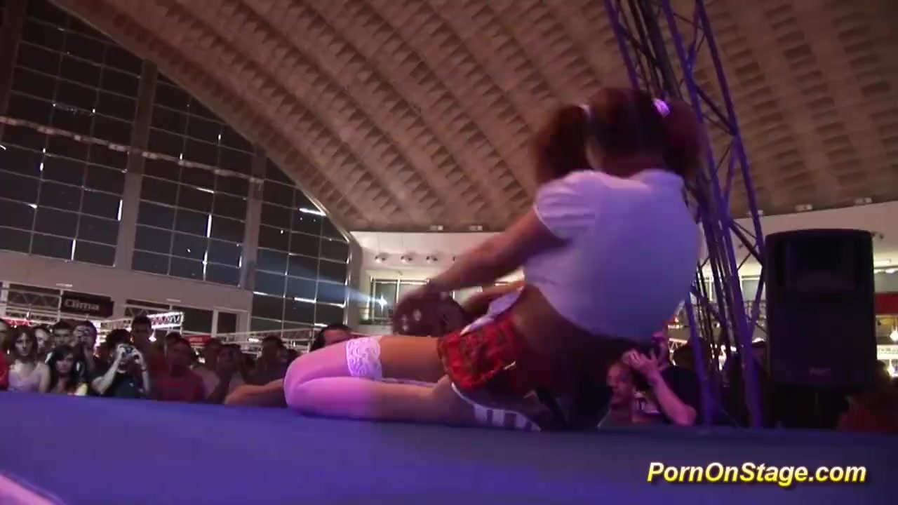 lesbian pornshow on public stage - RedTube