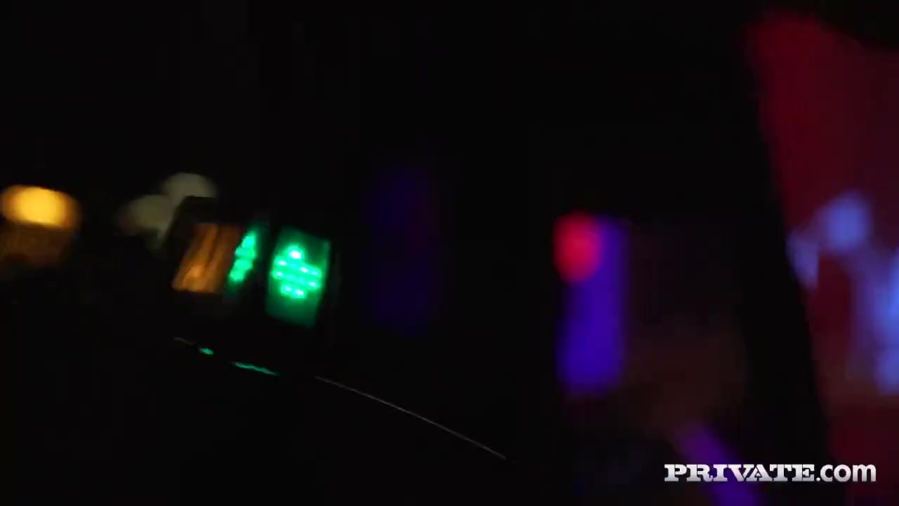 Anny Aurora Anal Threesome - Vídeo de sexo gratis - RedTube