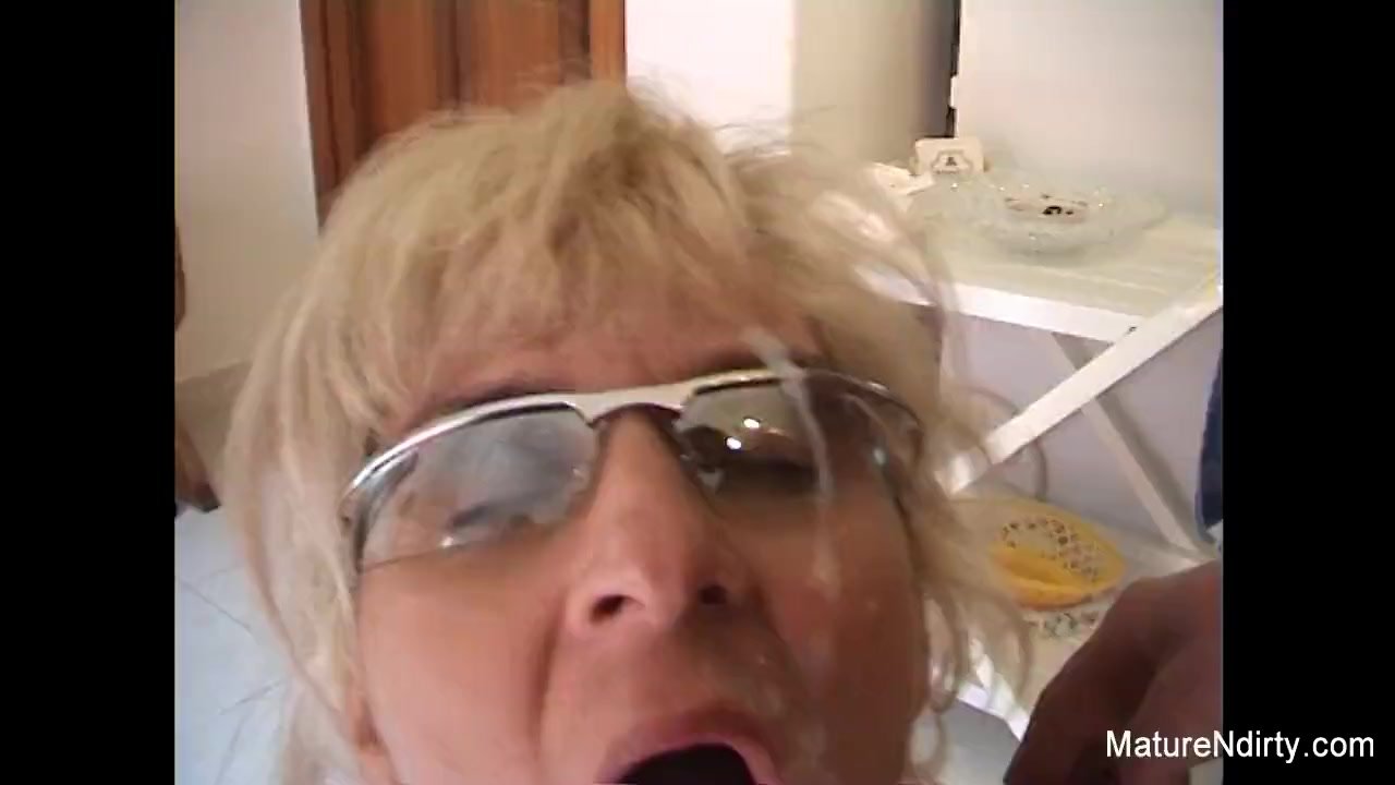 Mature Anal Glasses - Mature blonde slut receives an anal fucking - RedTube