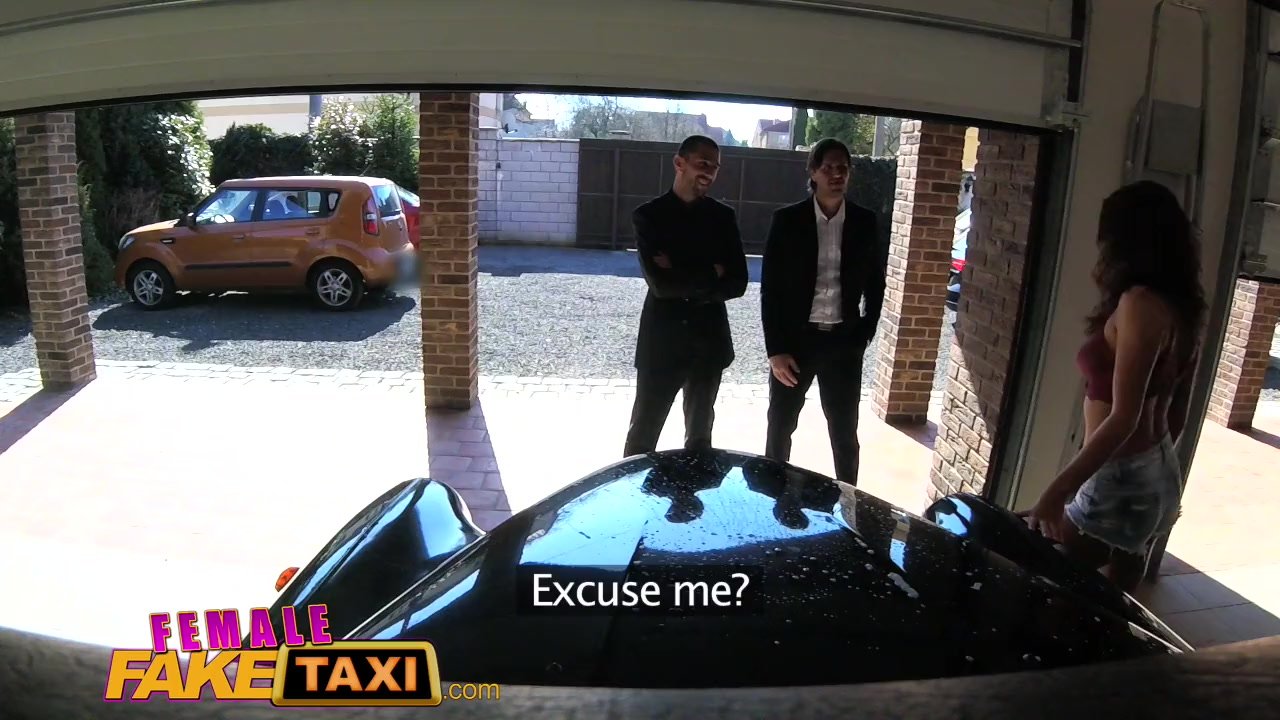 Female Fake Taxi Sexy cab driver wants double facial after horny threesome - Video di sesso gratis - RedTube