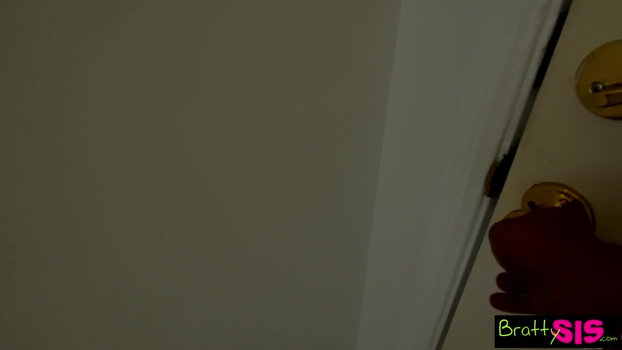 Bratty Sis - Little Step Sister Wants To Fuck While BFs On Phone! S3:E10 - Free Sex Video - RedTube