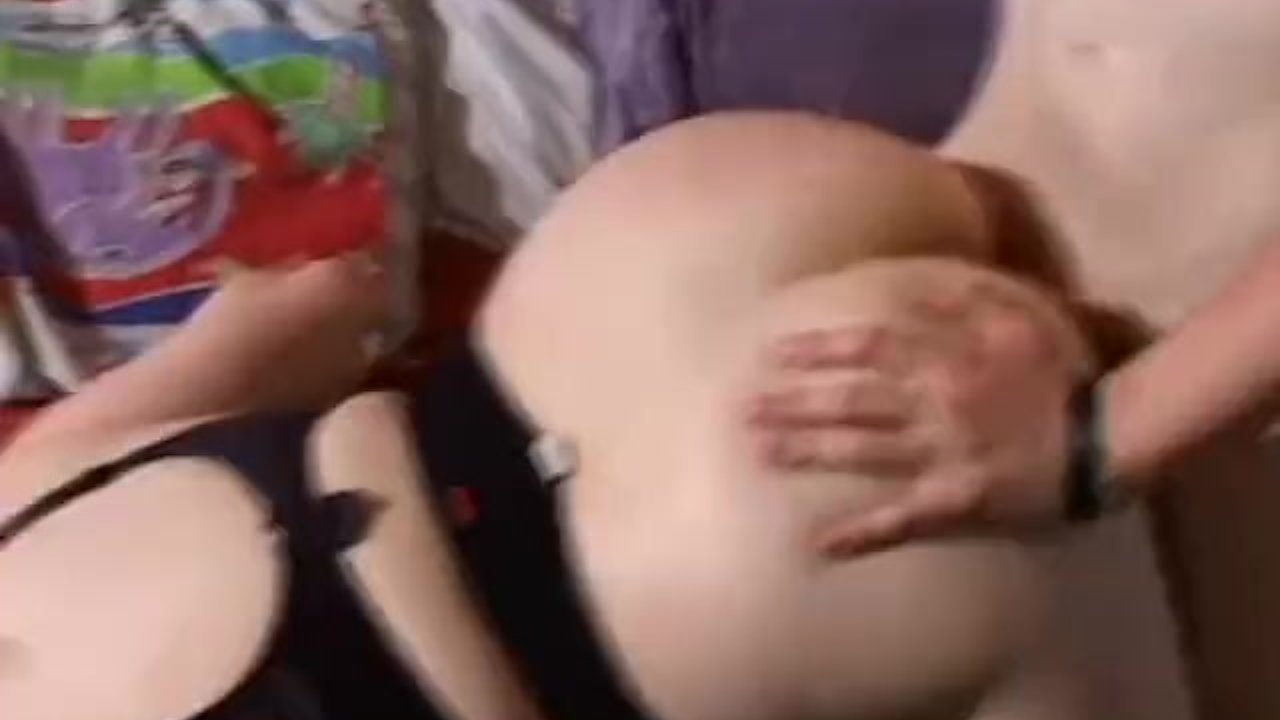 Amateur milf with huge natural boobs gets fucked hard - RedTube
