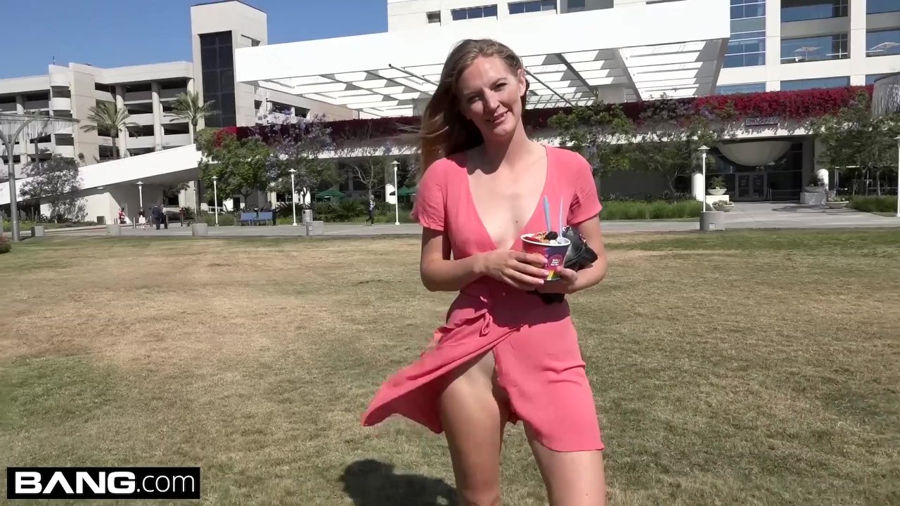 Married MILF Mona Wales innocent girl turned slut - Free Sex Video - RedTube