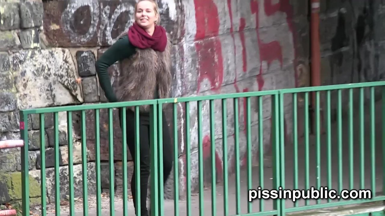 Crazy Czech girls are peeing in the middle of the city and get caught - RedTube