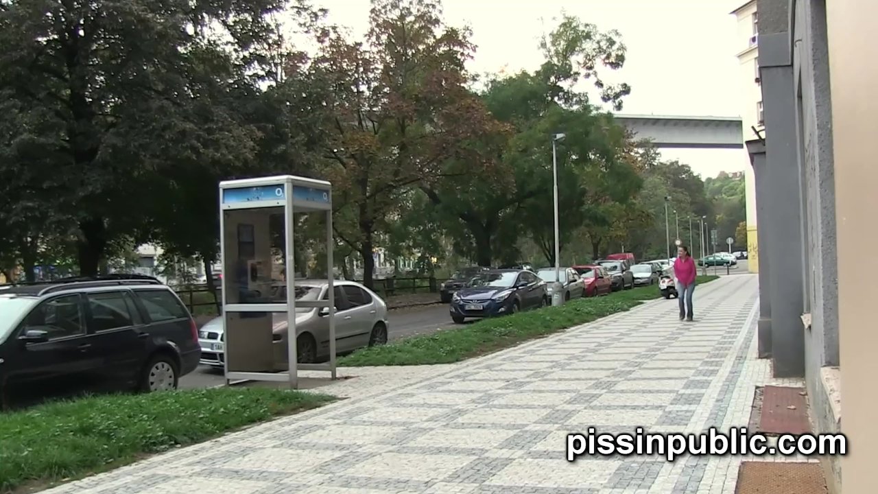 Crazy Czech girls are peeing in the middle of the city and get caught - RedTube