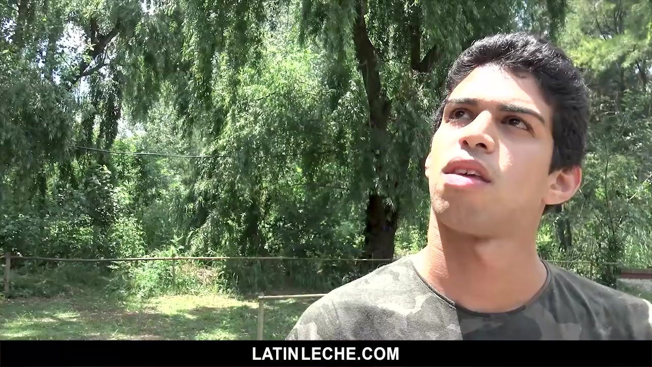 LatinMilk - Cute Boy Swallows Loads Of Cum In The Jungle - 無料セックスビデオ - RedTube