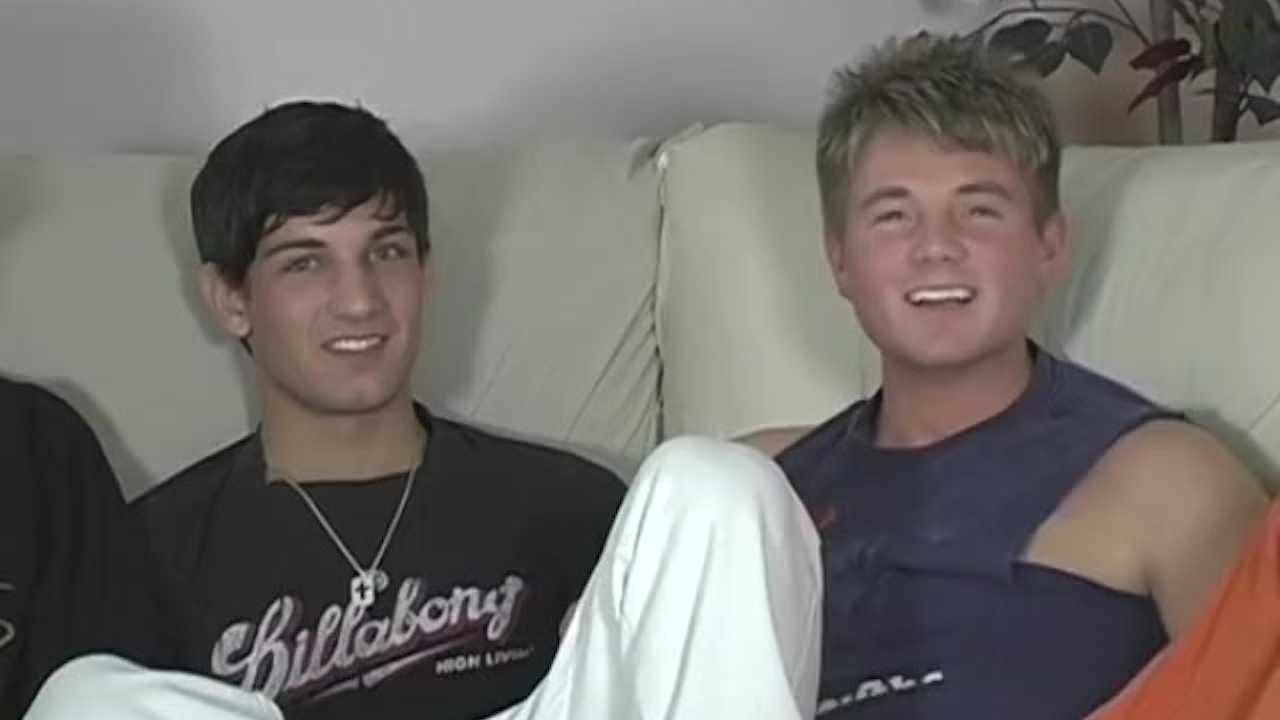 Group sex with horny and slim young gays sharing blowjobs - 無料セックスビデオ - RedTube