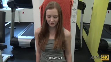 HUNT4K. Man for money let stranger fuck his slutty girlfriend in gym